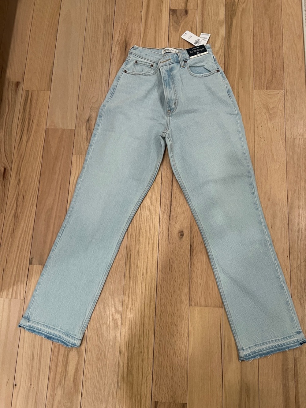 NEW Abercrombie curve love jeans - Picture 6 of 9